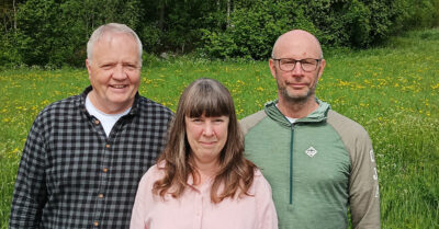 Anders Bosenius, Eva Zwahlen och Bengt Henricson är teamet bakom Scandinavian Woodprinting.